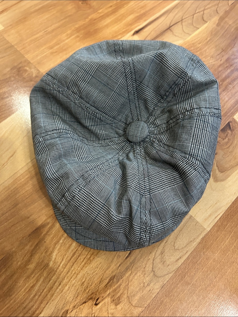 Driver Gear Volkswagen Gray Plaid Newsboy Cap - Classic Men's Flat Cap One Size